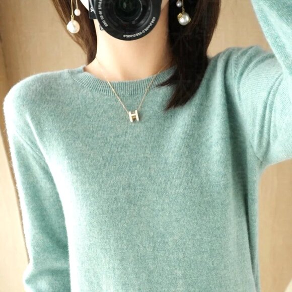 SEA GREEN L AND XL CREW NECK VERY SOFT RIBBED HEM, COLLAR AND CUFFS SWEATER - Picture 1 of 1